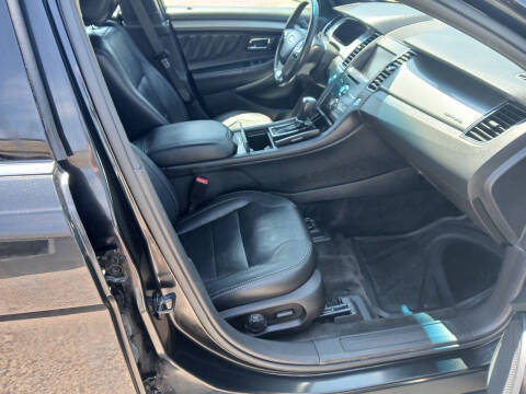 2015 Ford Taurus SEL