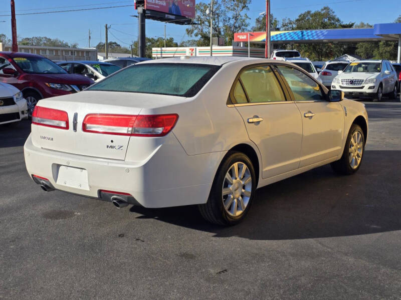 2012 Lincoln MKZ Base photo 7