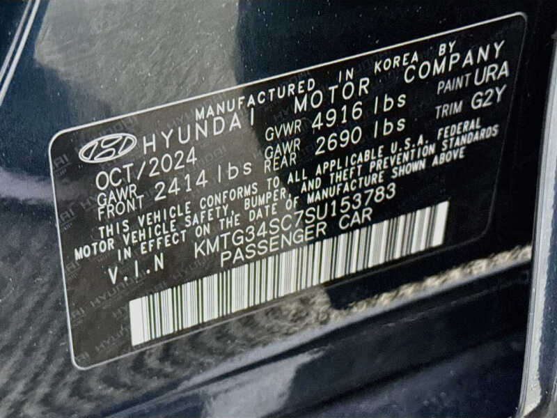 2025 Genesis G70