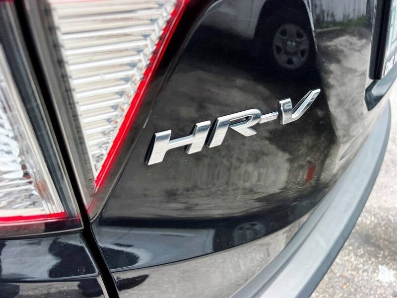 2022 Honda HR-V EX photo 32