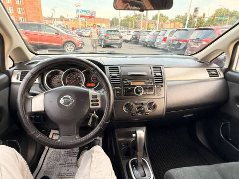 2010 Nissan Versa 1.8 S