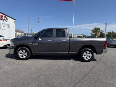 2017 RAM 1500 SLT