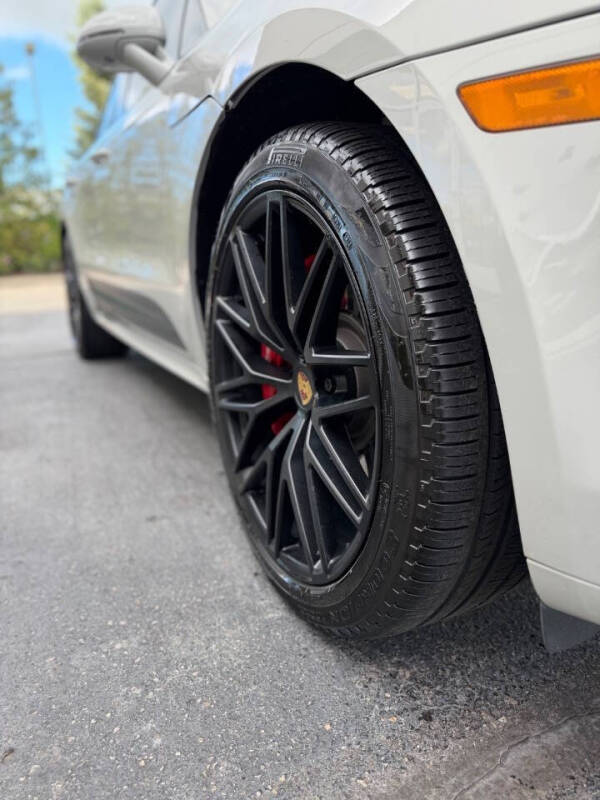 2023 Porsche Macan GTS