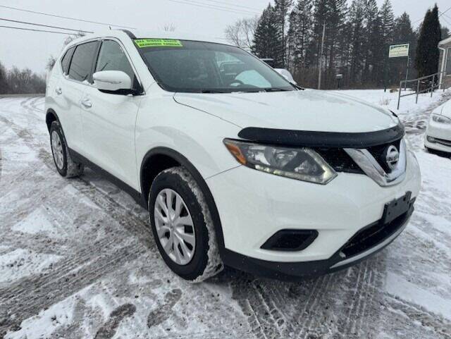 2015 Nissan Rogue for sale at FUSION AUTO SALES in Spencerport NY