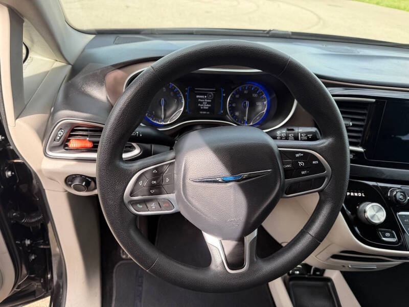 2017 Chrysler Pacifica Touring