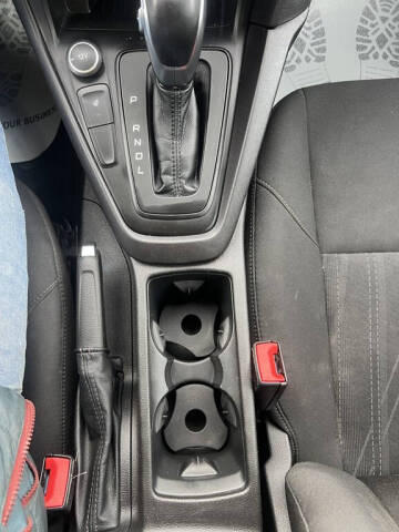 2015 Ford Focus SE
