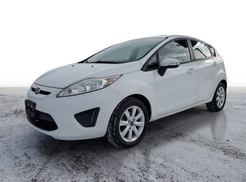 2013 Ford Fiesta SE photo 2