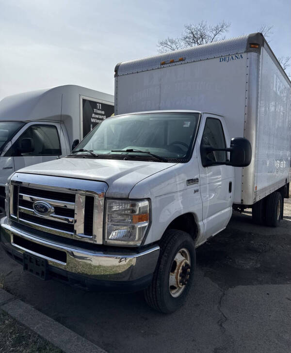 2014 Ford E-Series E-350 SD