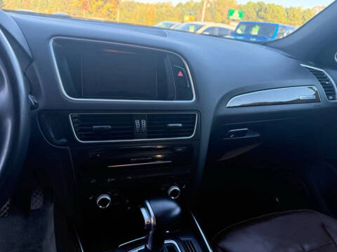 2017 Audi Q5 2.0T quattro Premium Plus