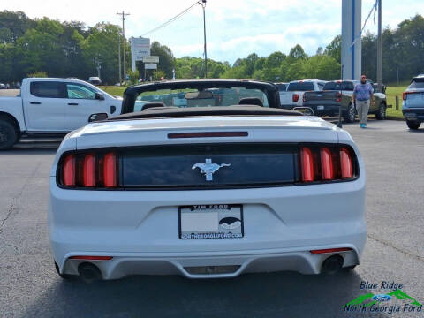2017 Ford Mustang V6