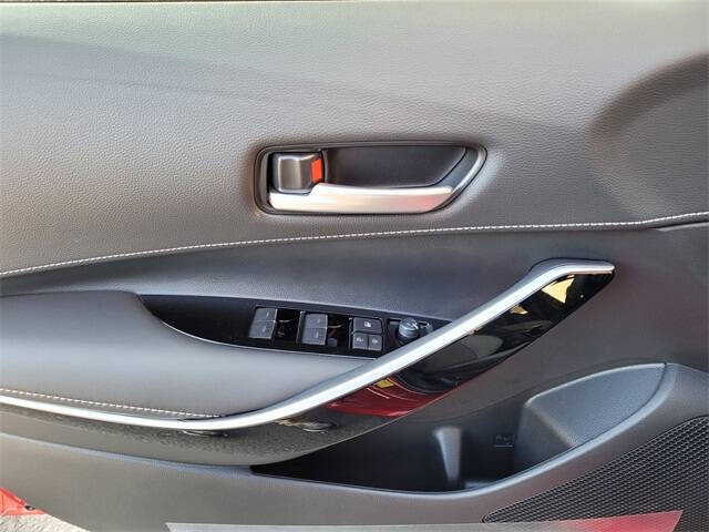 2026 Toyota Corolla Hatchback XSE