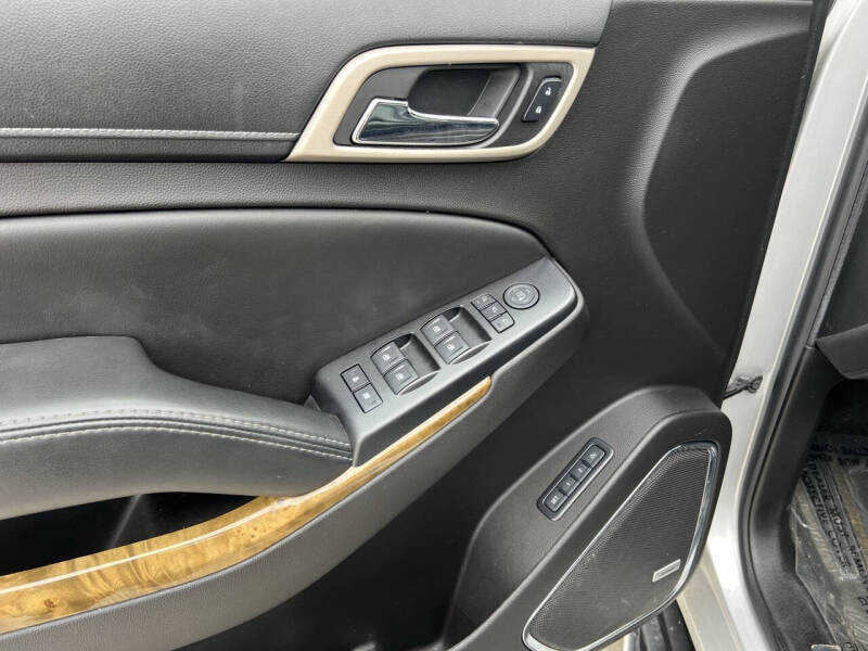 2017 GMC Yukon XL Denali