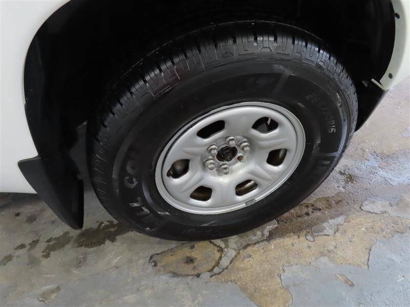 2023 Nissan Frontier S