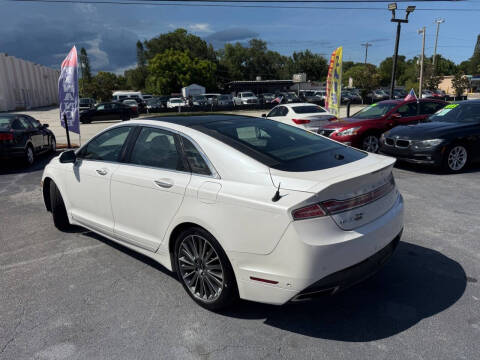 2013 Lincoln MKZ