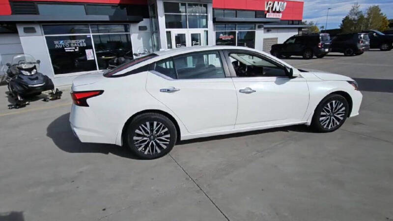 2023 Nissan Altima 2.5 SV