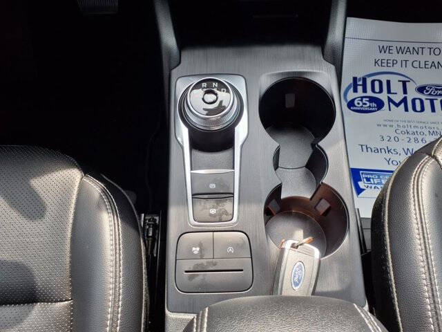 2022 Ford Escape SEL