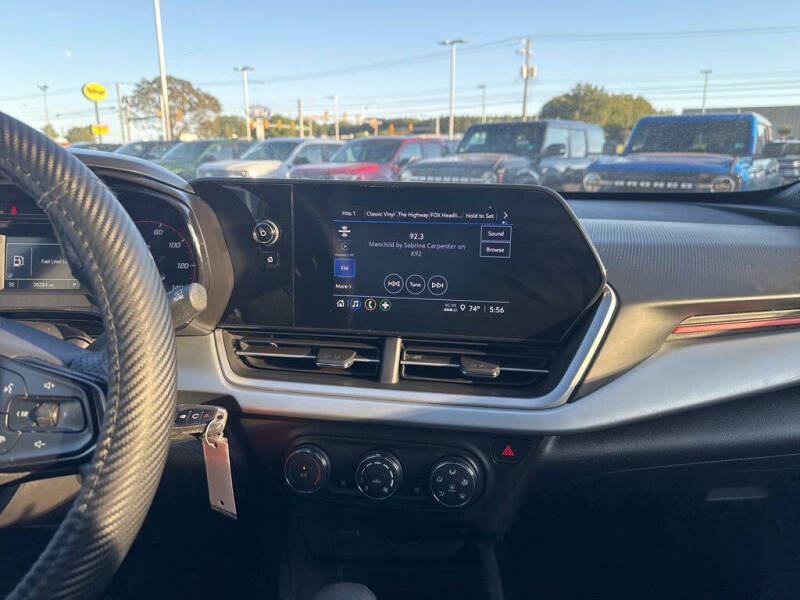 2025 Chevrolet Trax RS