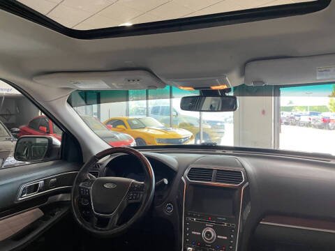 2017 Ford Explorer Platinum