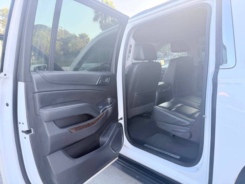 2019 Chevrolet Suburban LT