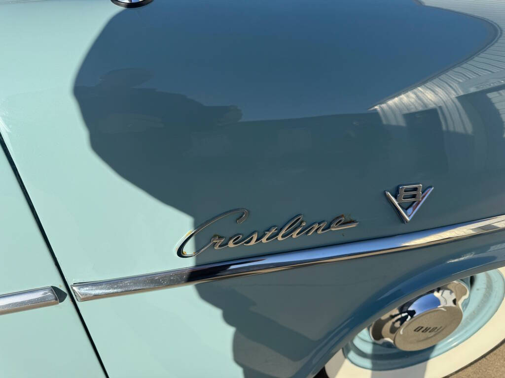 1952 Ford Crestline 146