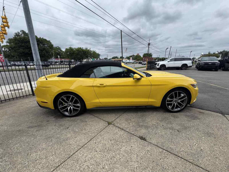 2016 Ford Mustang EcoBoost Premium