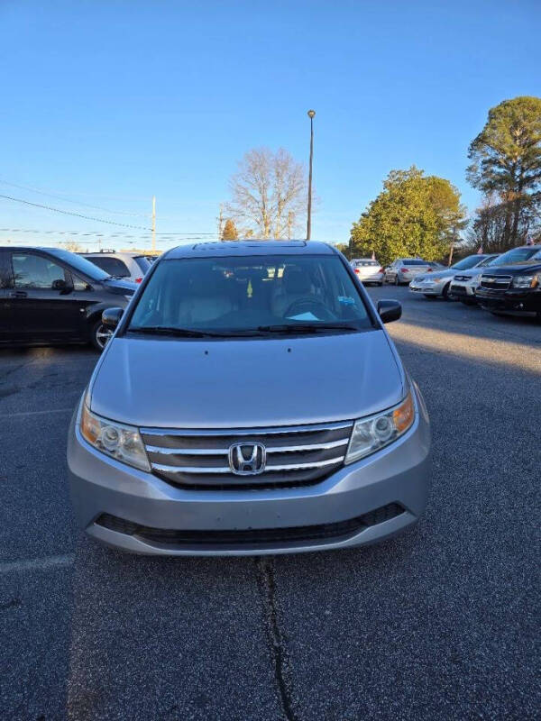2013 Honda Odyssey for sale at DDN & G Auto Sales in Newnan GA