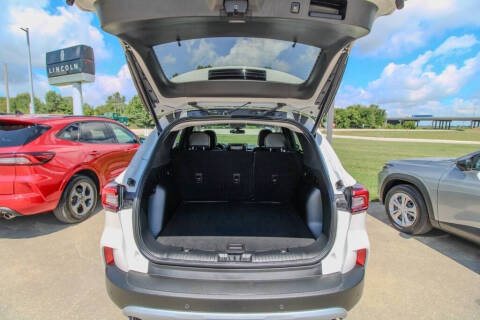 2023 Ford Escape Platinum