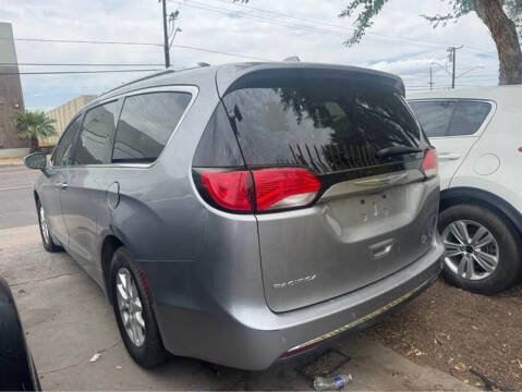 2020 Chrysler Pacifica Touring L