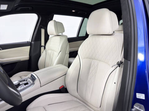 2024 BMW X7 M60i
