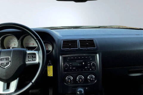 2012 Dodge Challenger SXT