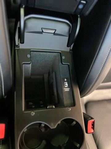 2024 Porsche Macan S