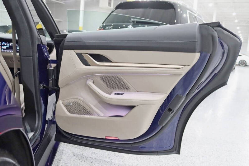 2020 Porsche Taycan Turbo