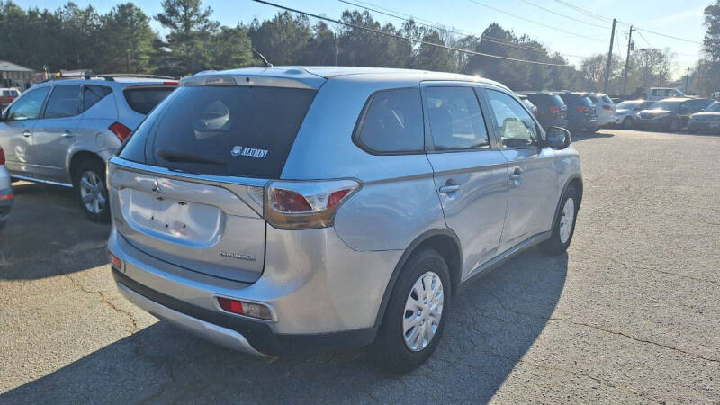 2015 Mitsubishi Outlander ES