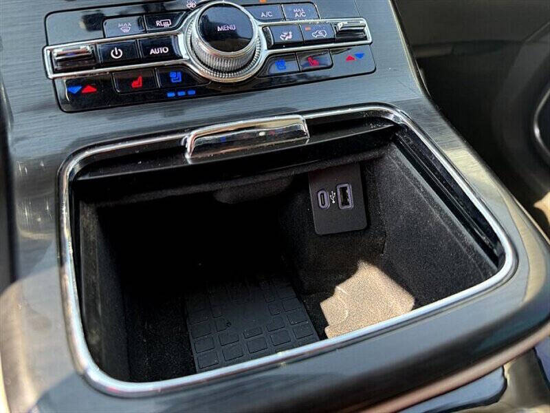 2021 Lincoln Nautilus Reserve