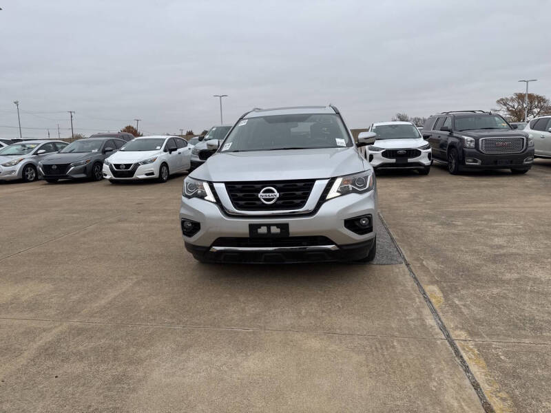 2019 Nissan Pathfinder Platinum