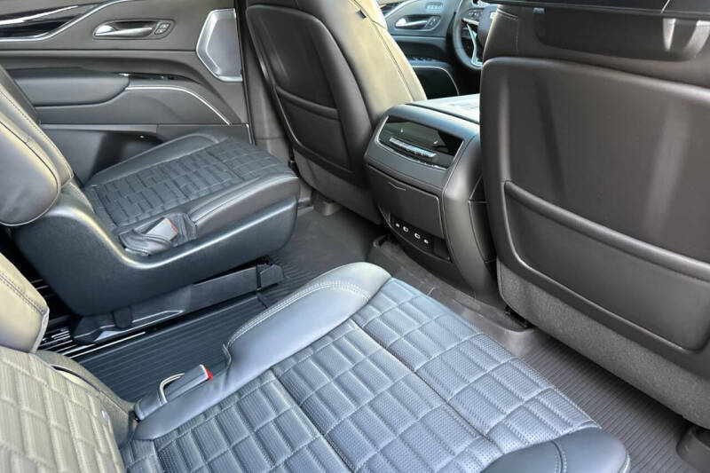 2023 Cadillac Escalade-V