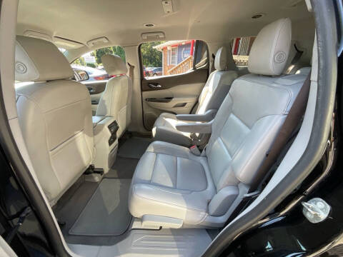 2017 GMC Acadia SLT-1