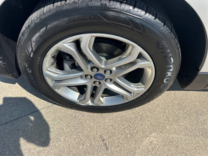 2018 Ford Edge Titanium