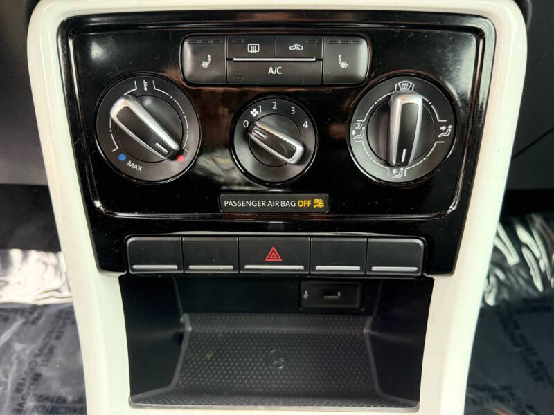 2018 Volkswagen Beetle Convertible