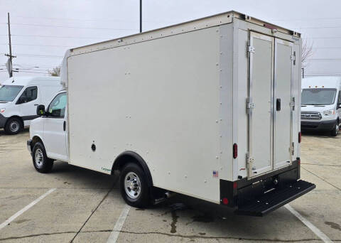 2022 Chevrolet Express 3500