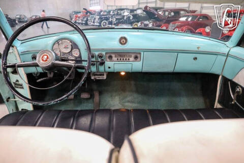 1953 Ford Crestline