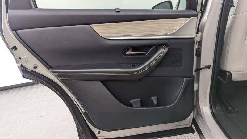 2024 Mazda CX-90 Plug-in Hybrid Premium