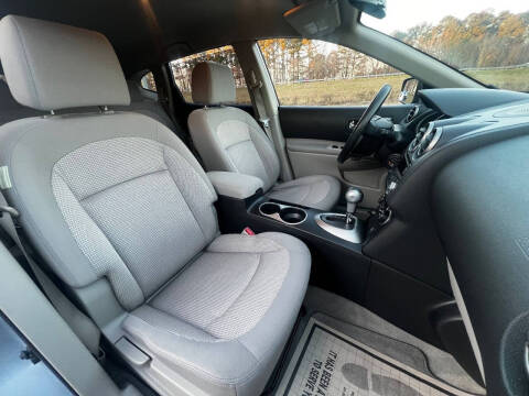 2011 Nissan Rogue SV