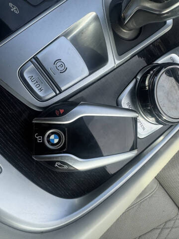 2017 BMW 7 Series 750i