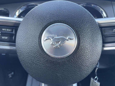 2014 Ford Mustang V6