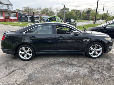 2010 Ford Taurus SHO