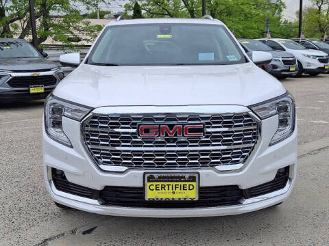 2023 GMC Terrain Denali