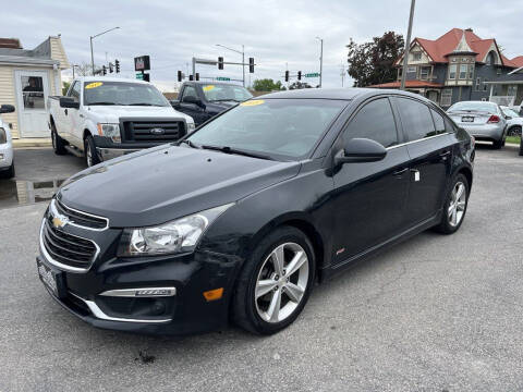 2015 Chevrolet Cruze for sale at Corridor Motors in Cedar Rapids IA