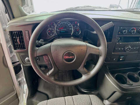 2025 GMC Savana 2500