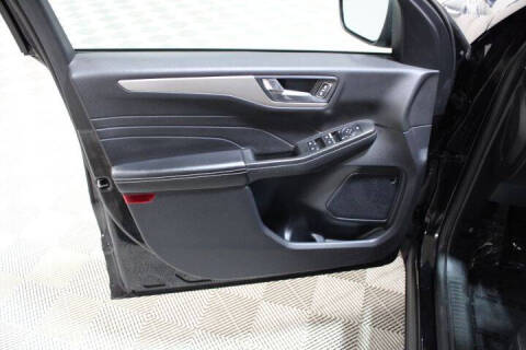 2021 Ford Escape Hybrid SE